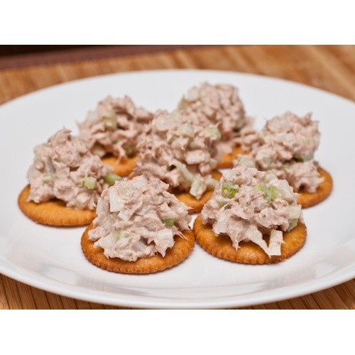 5 oz Can of Tuna and 5 Whole Wheat Ritz Crackers Food Library