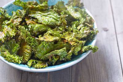 Garlic Parmesan Kale Chips